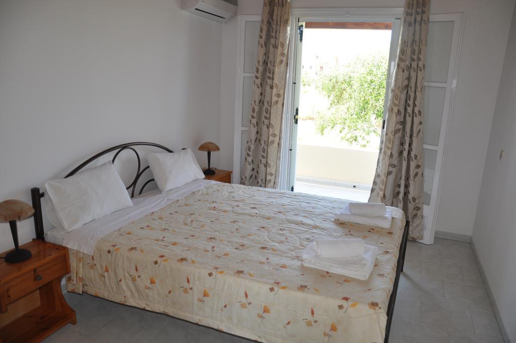 Liberty'S Studios Almiros Beach Стая снимка